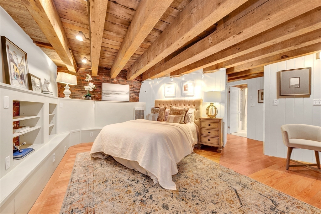 75 Fulton, Waterfront