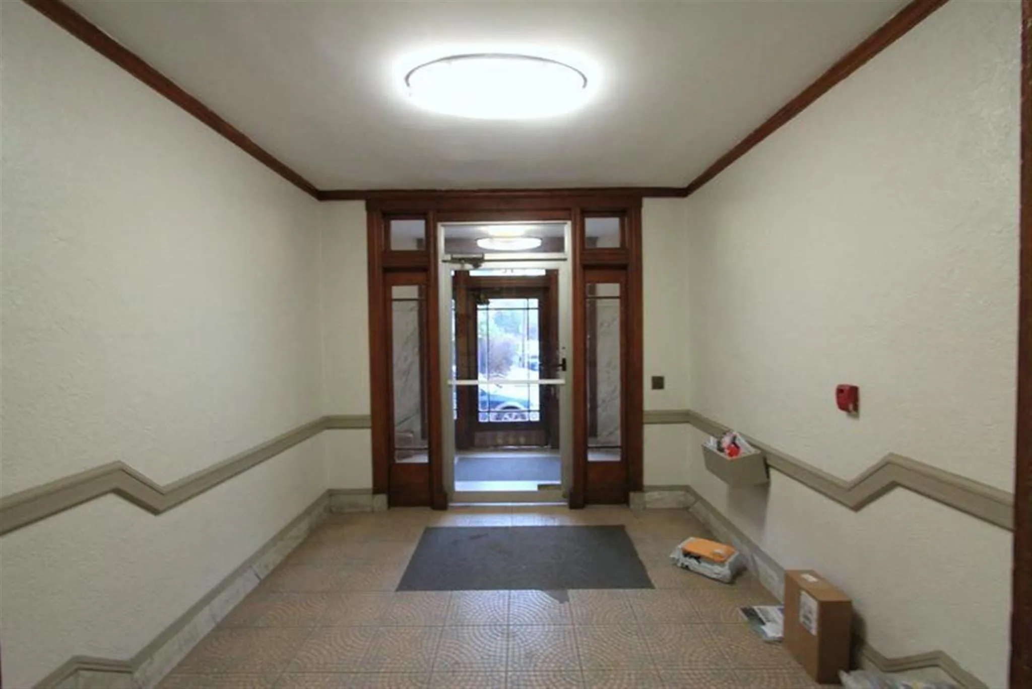 15 Linnaean St, Harvard Square