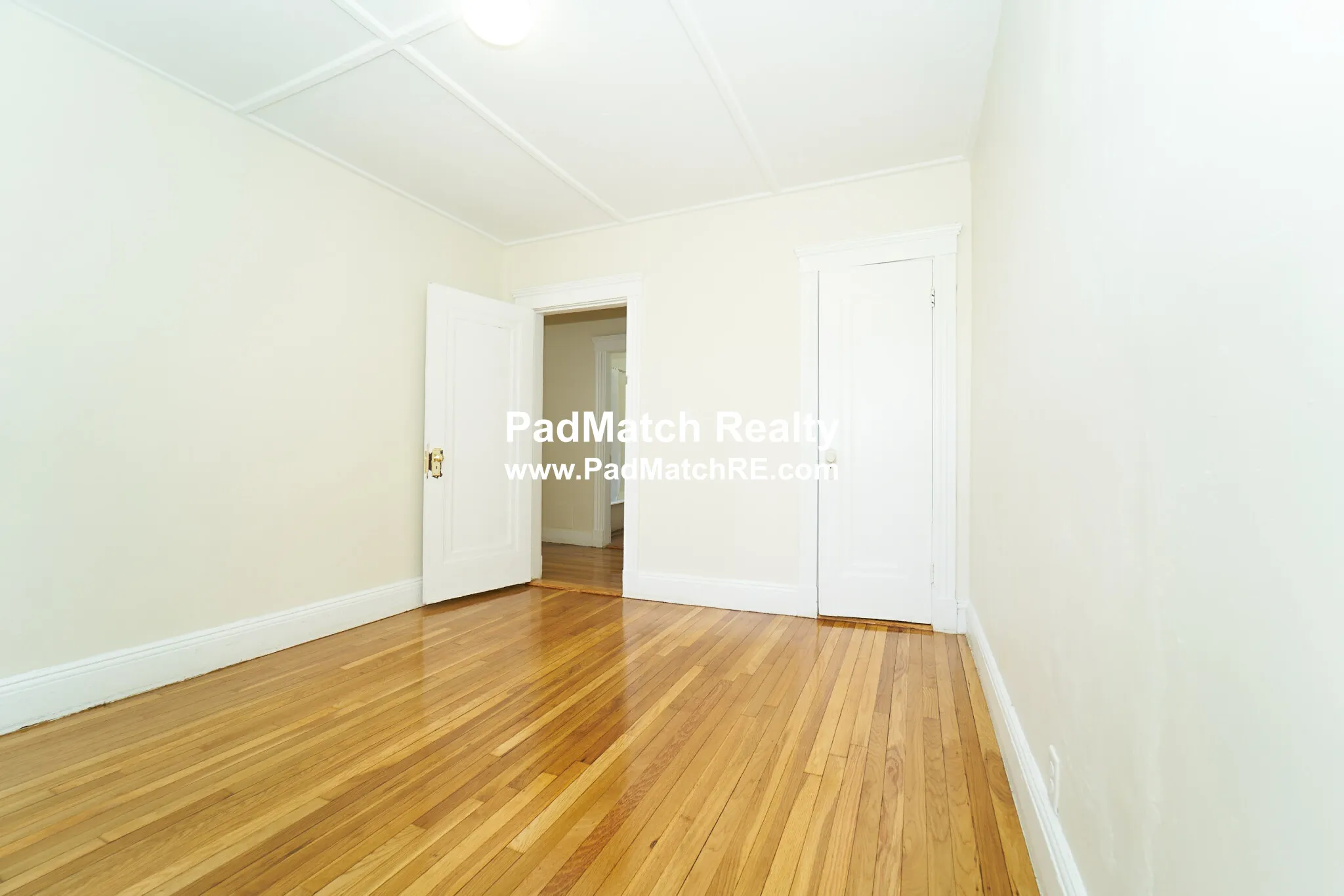 1185 Boylston St, Fenway