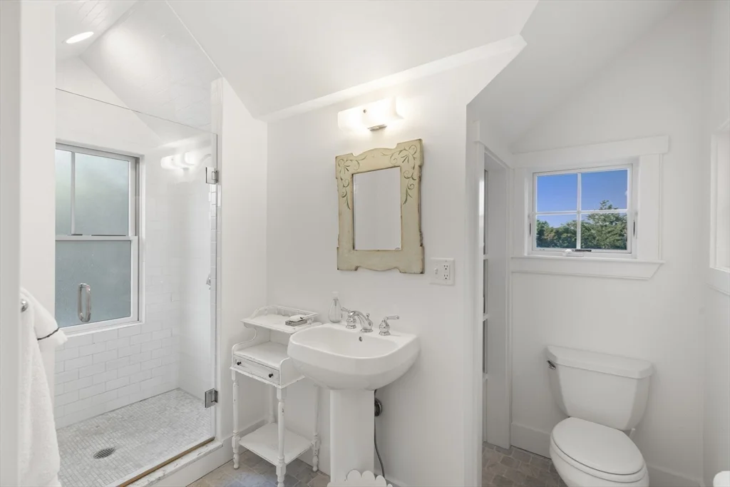 4 Maxey Pond Rd, Nantucket