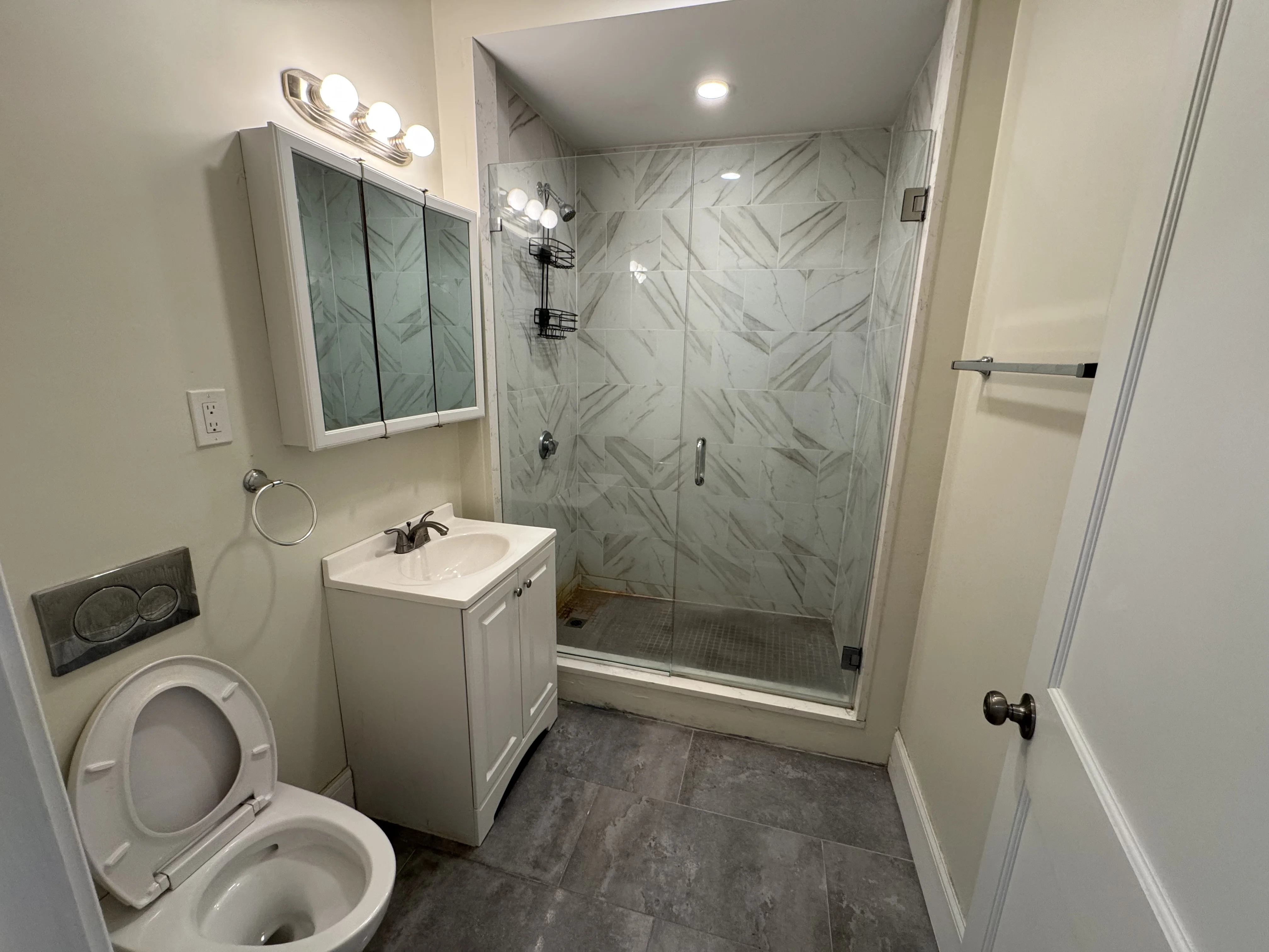 2028 Massachusetts Ave, North Cambridge