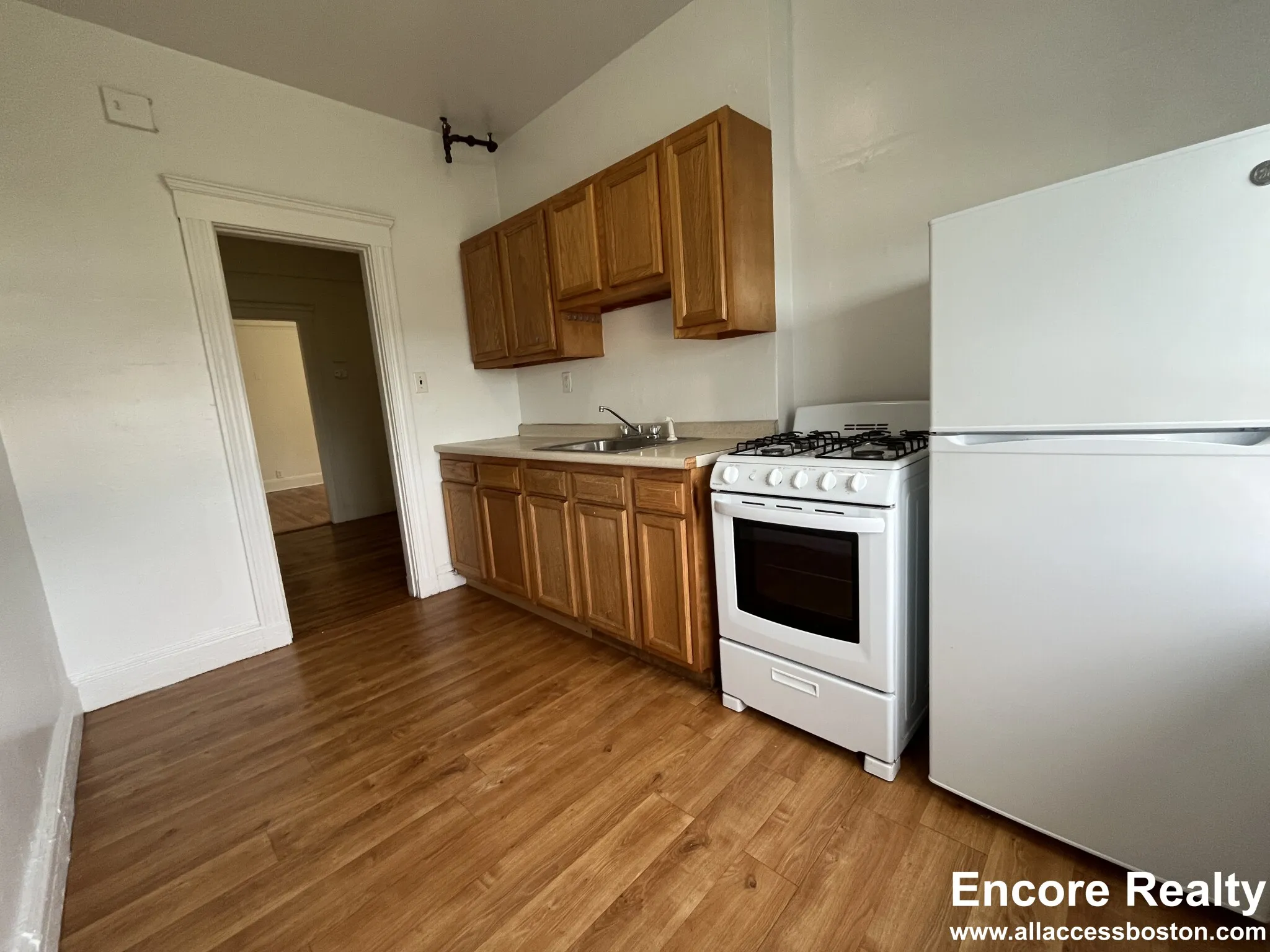 1687 Commonwealth Ave, Brighton