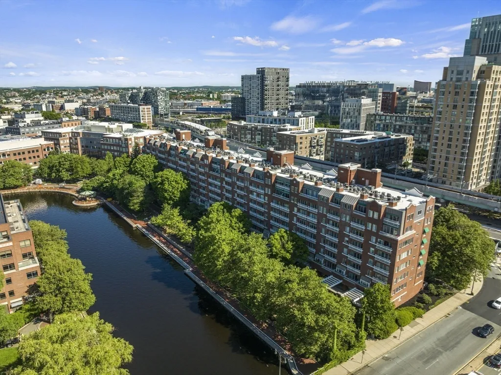 4 Canal Park, East Cambridge