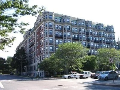 466 Commonwealth Ave, Fenway