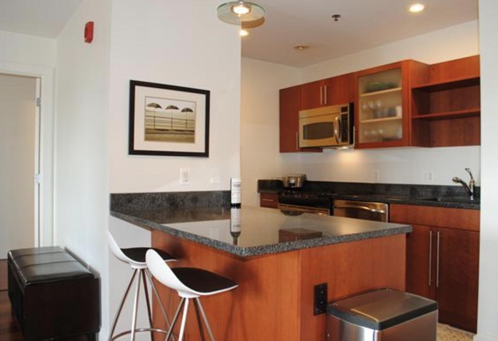 17 Otis St, East Cambridge