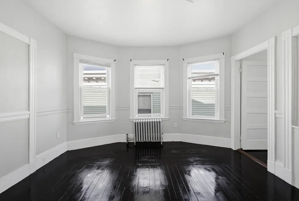 48 Burt St, Dorchester