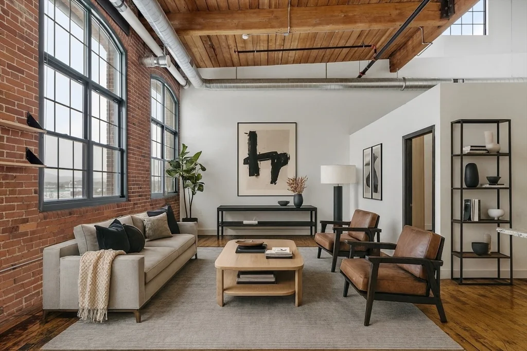 1 Westinghouse Plaza, Hyde Park