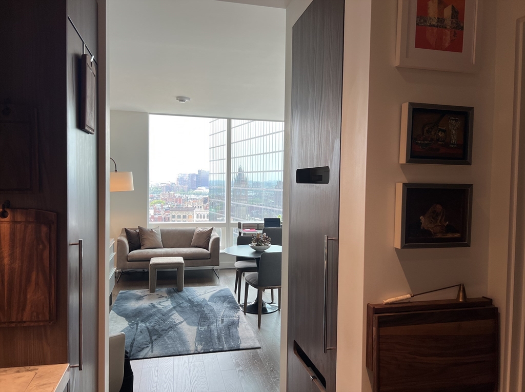 430 Stuart St, Back Bay