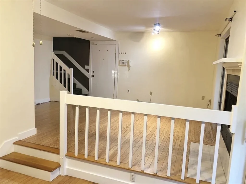 200 Falls Blvd, Quincy