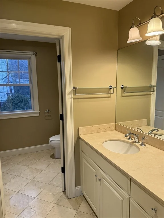 30 Johnson St, Worcester