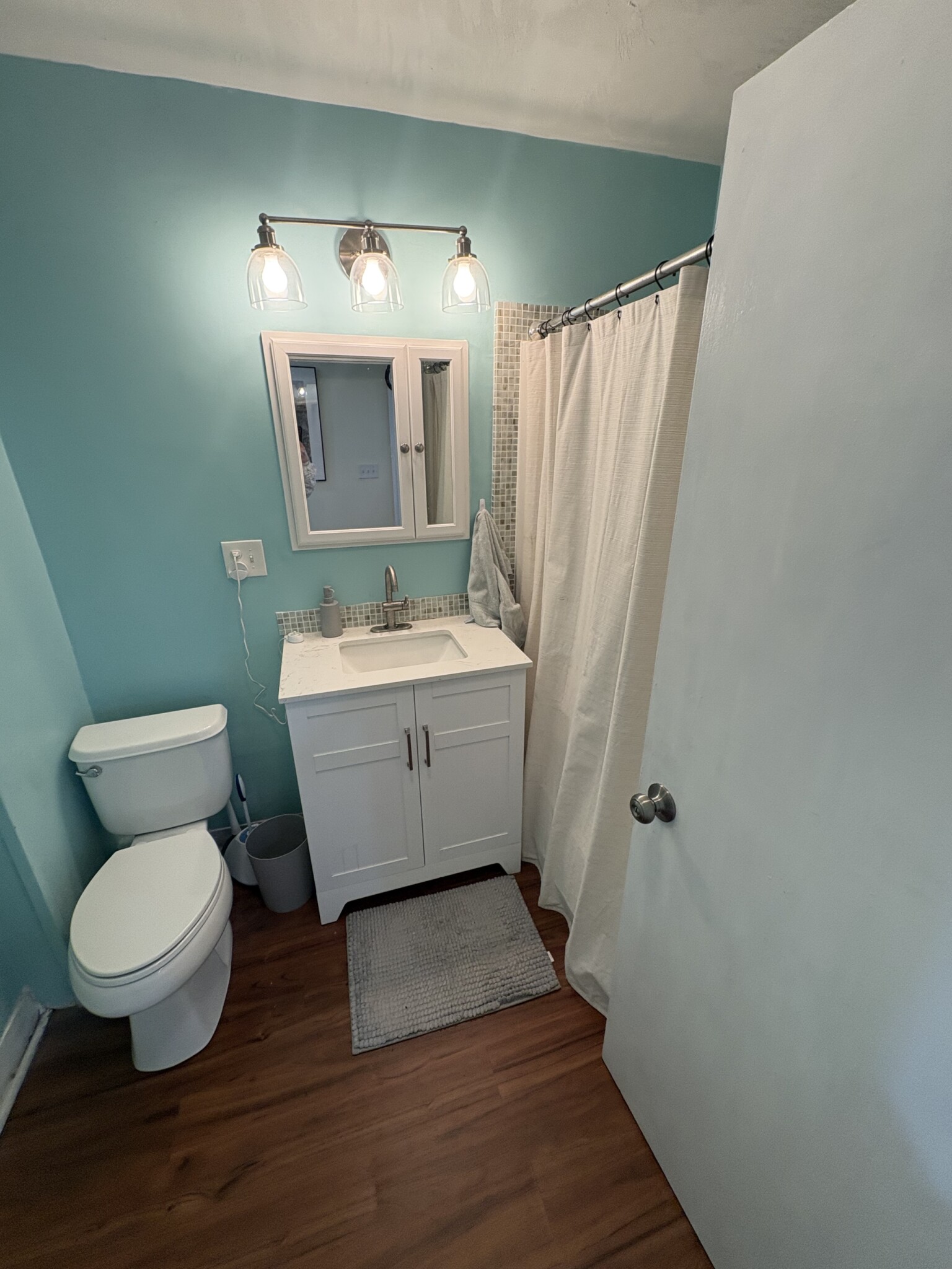 100 Summit Ave, Winthrop