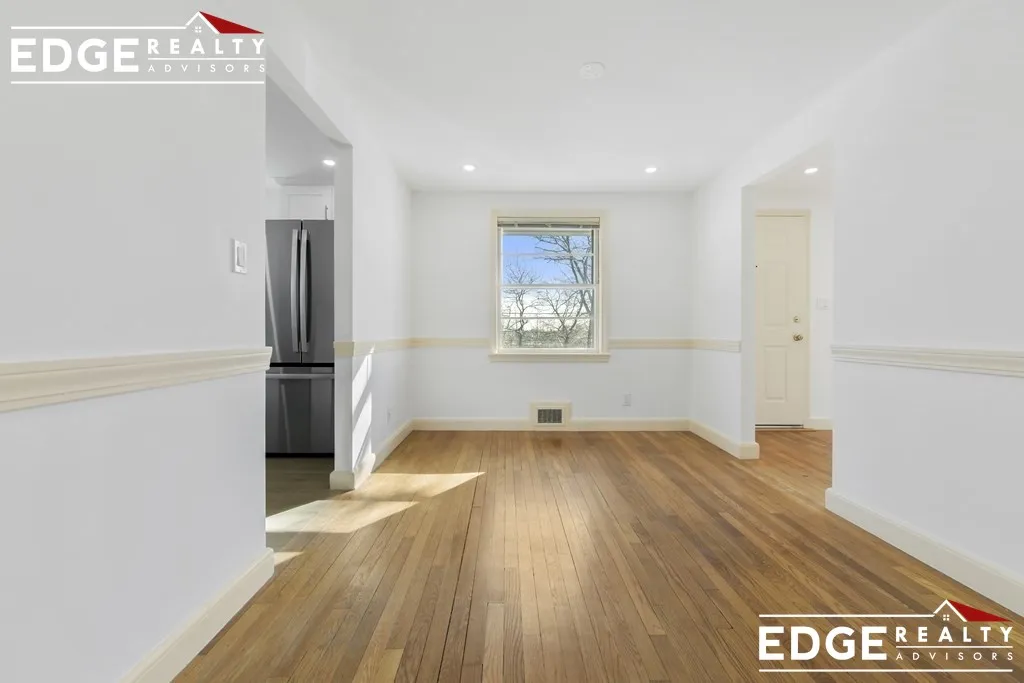 105 Hamilton Rd, Cedarwood