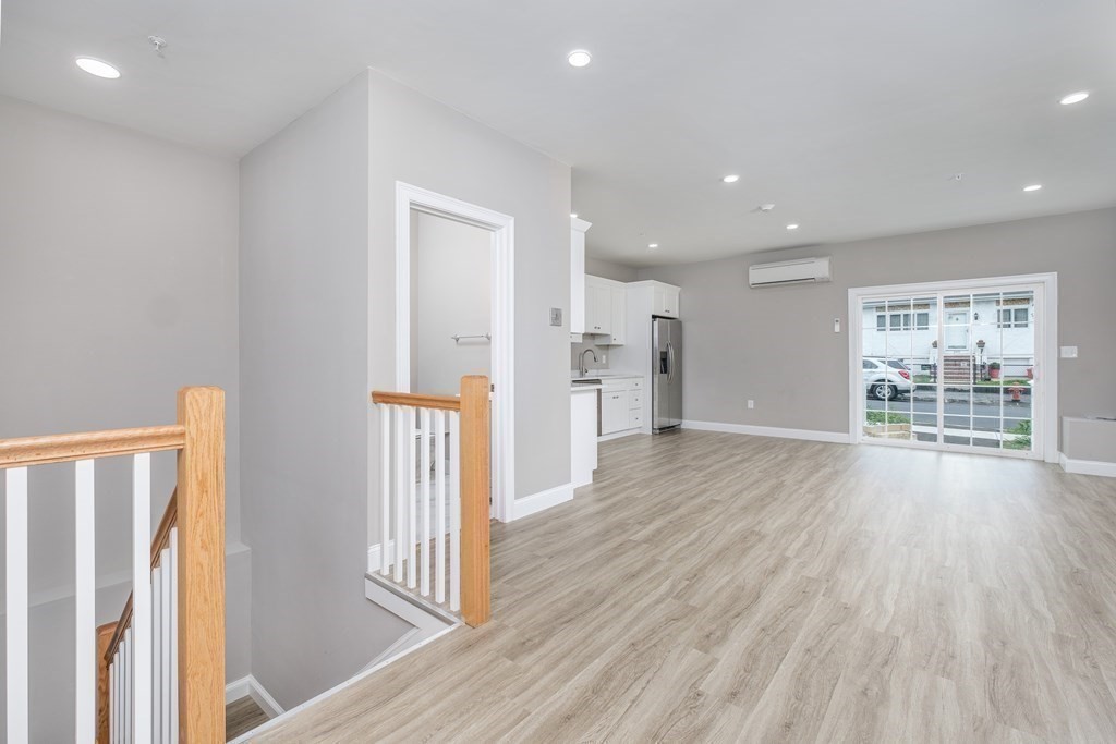 242 Mountain Ave, Revere