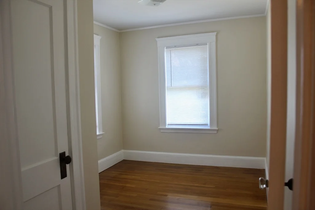 154 Mount Vernon St, Malden