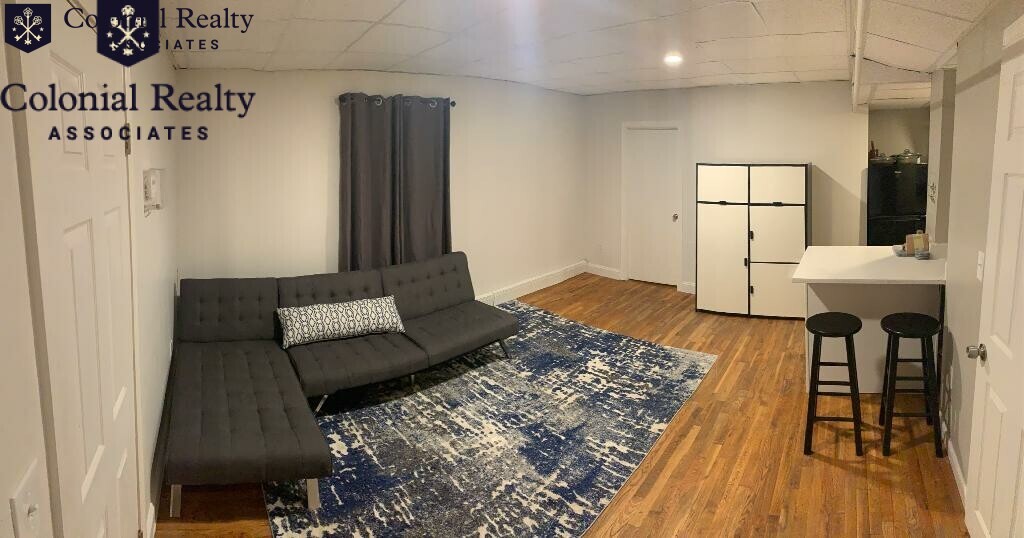 925 Beacon St, Fenway