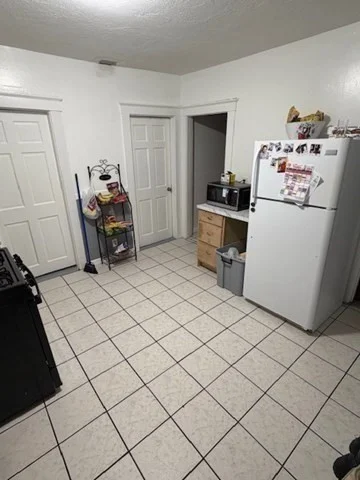 47 Longwood Ave, Fitchburg