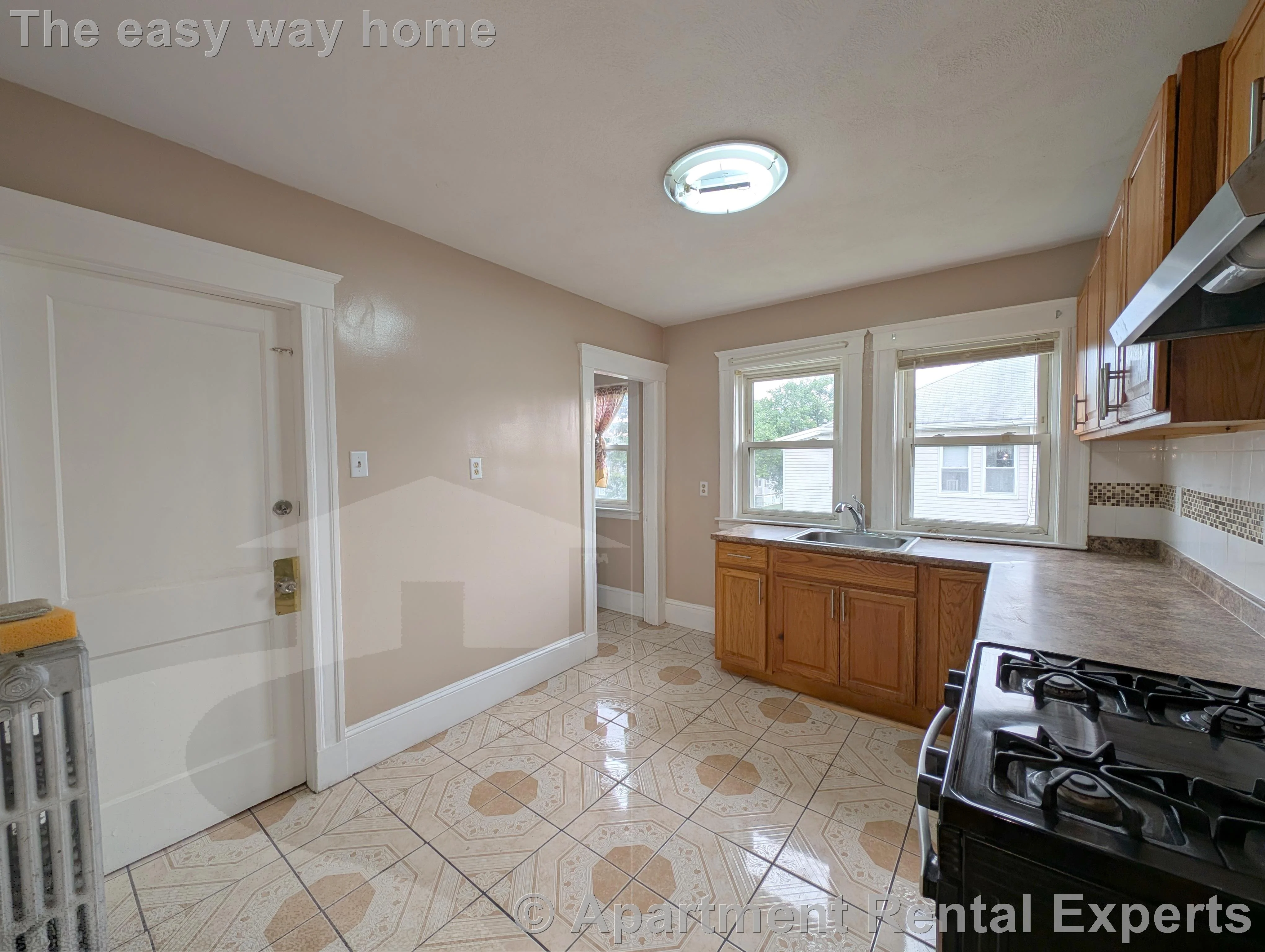 83 Billings Ave, Tufts