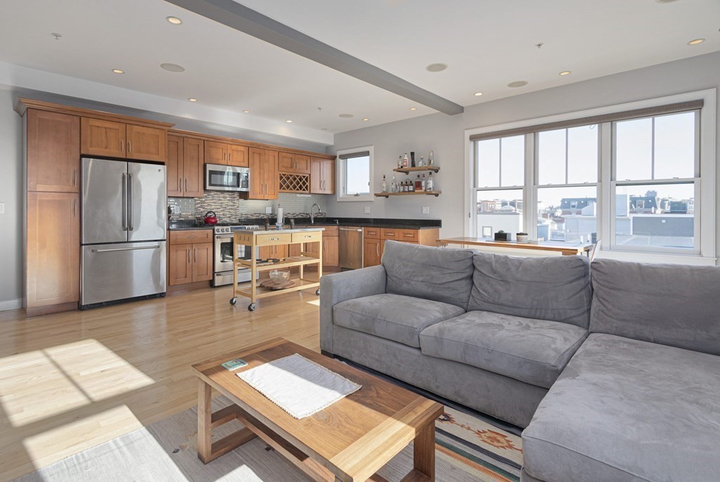 288 C St, South Boston