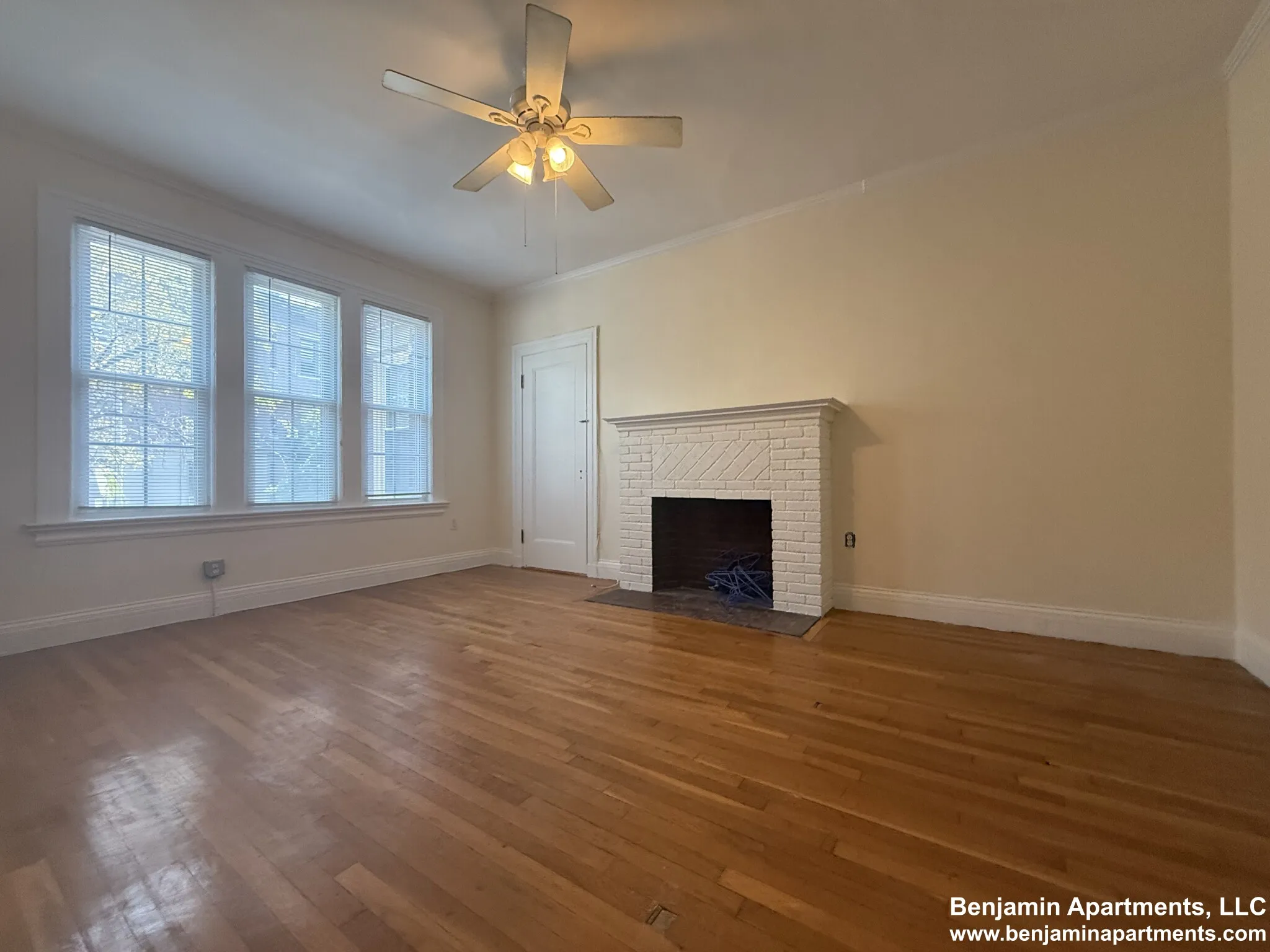 15 Glenville Ave, Allston