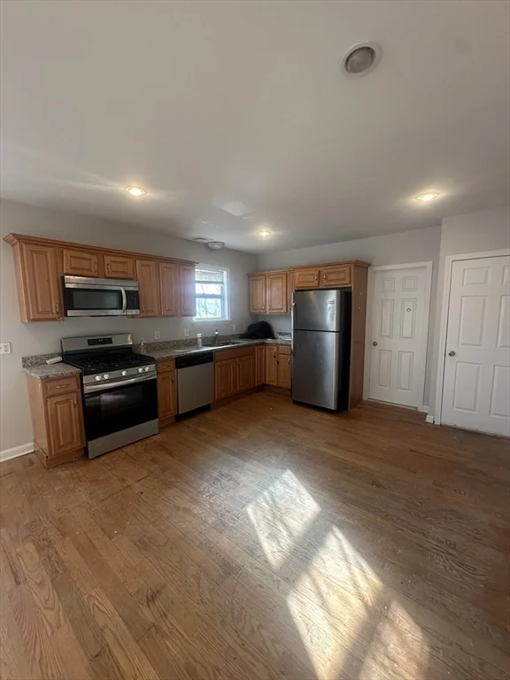 100 Sumner St, Quincy