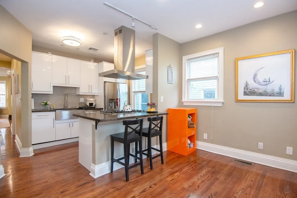 214 South St, Jamaica Plain