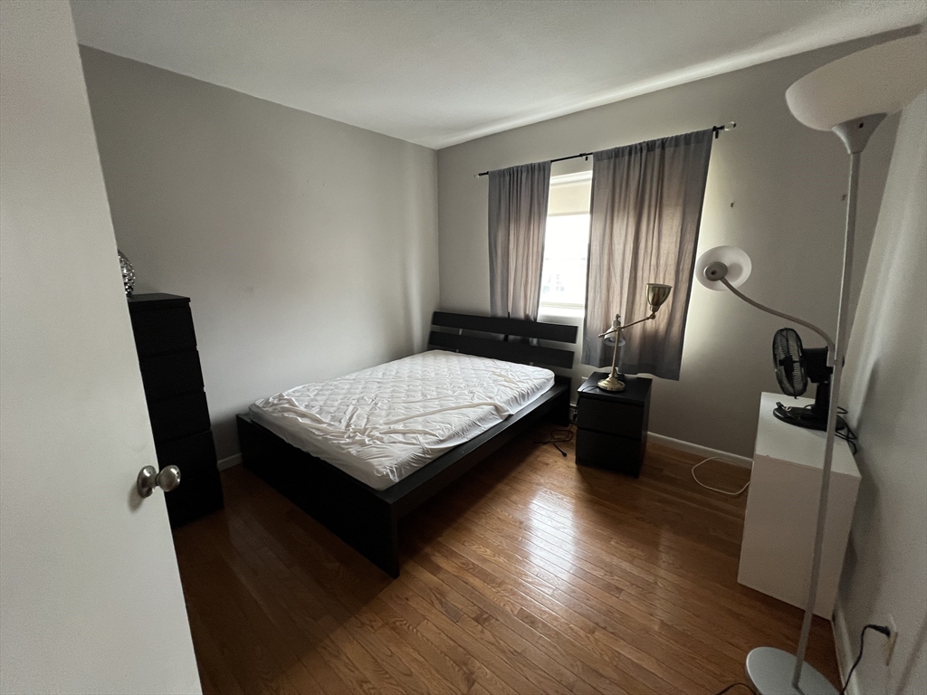 10 Scottfield Rd, Allston