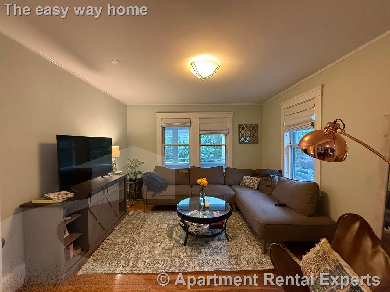 17 Milton St, Davis Square