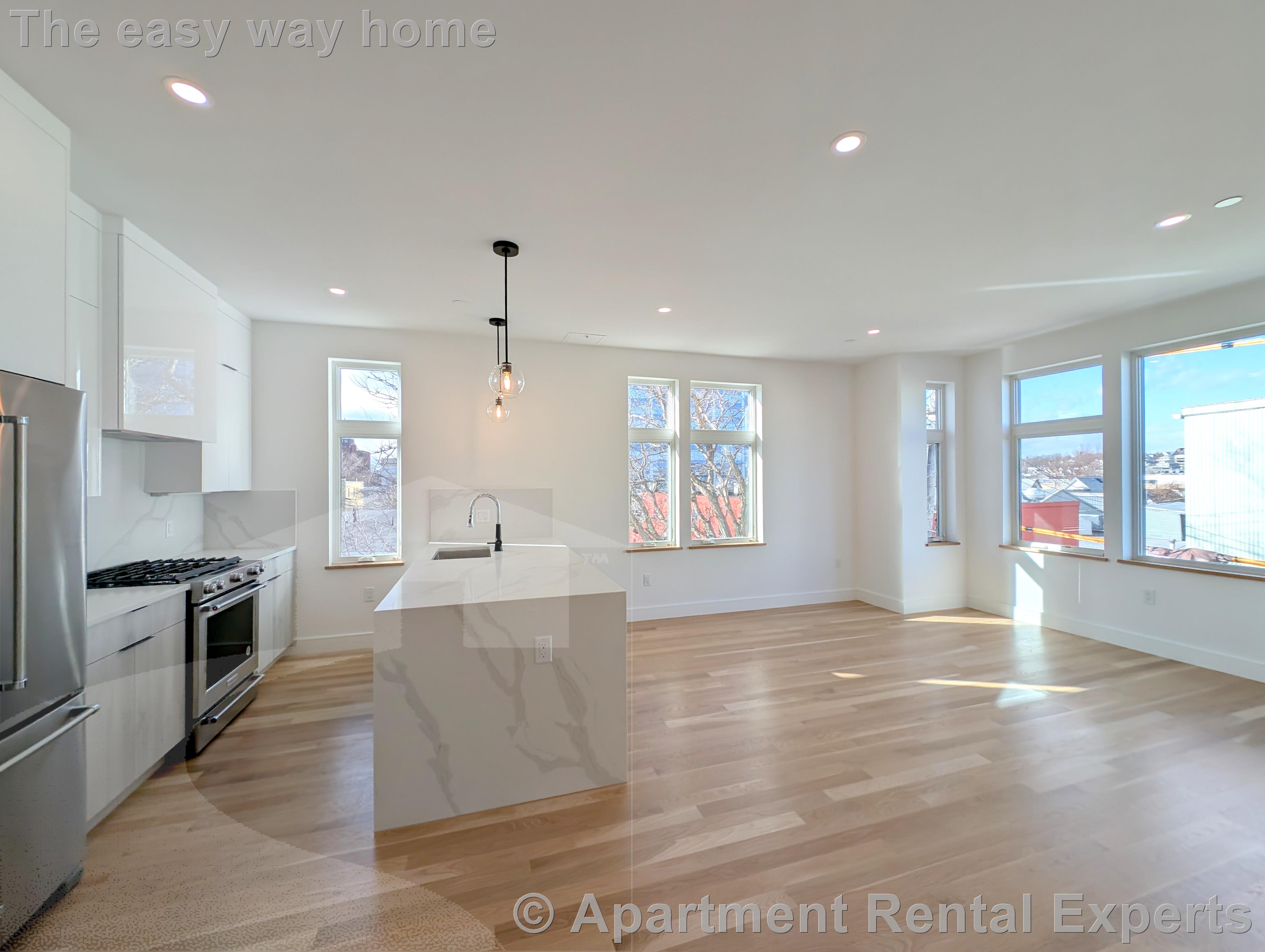 28 South St, Inman Square