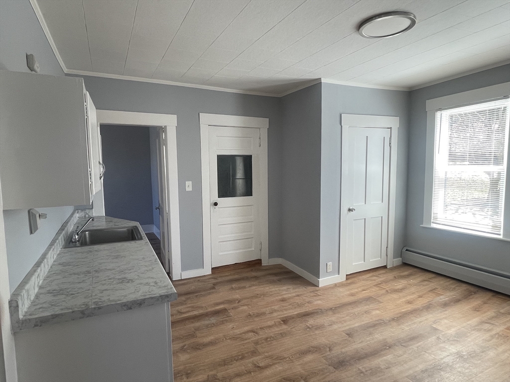 117 Marshall St, Fitchburg