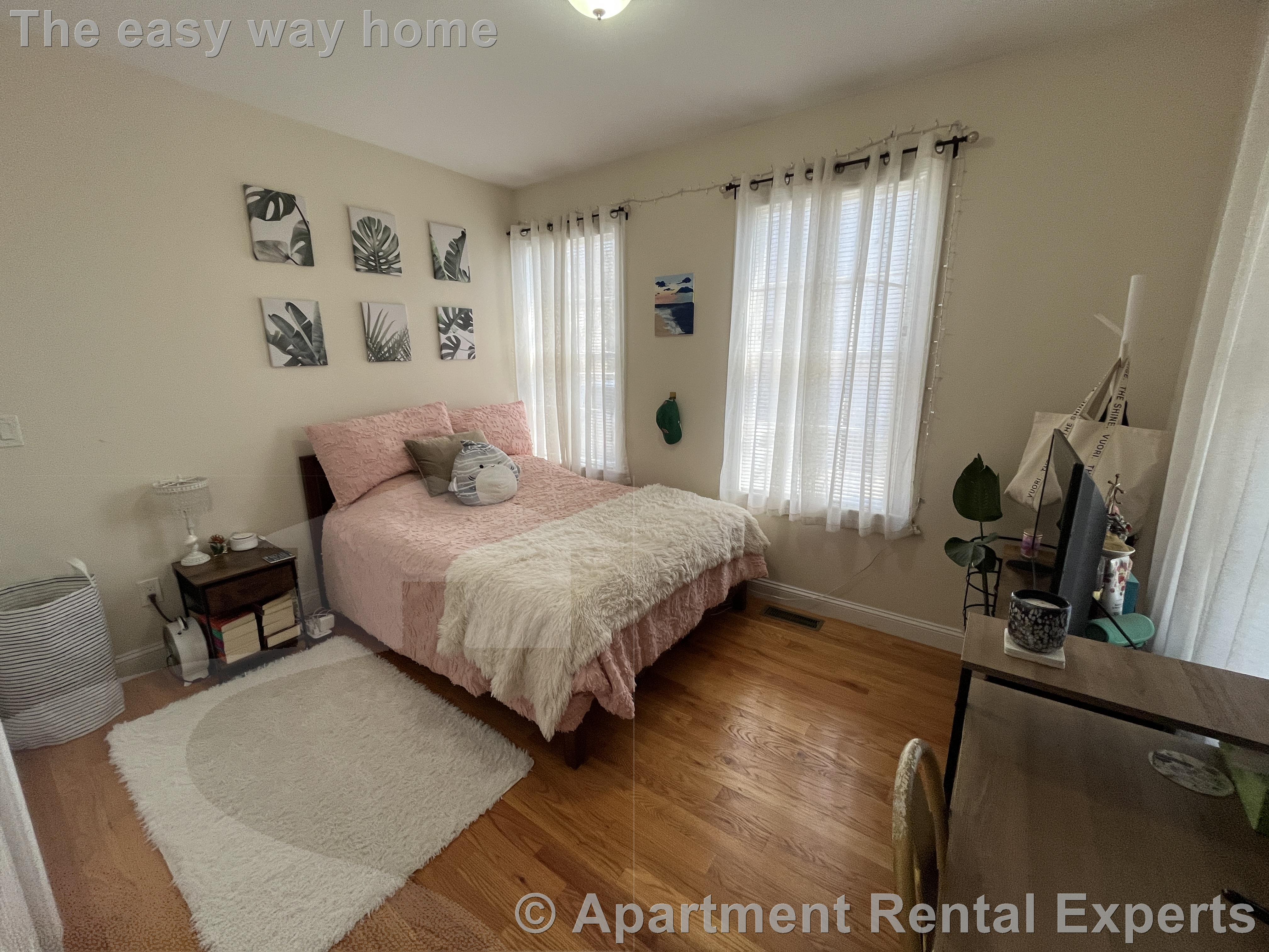 14 Flint St, East Somerville