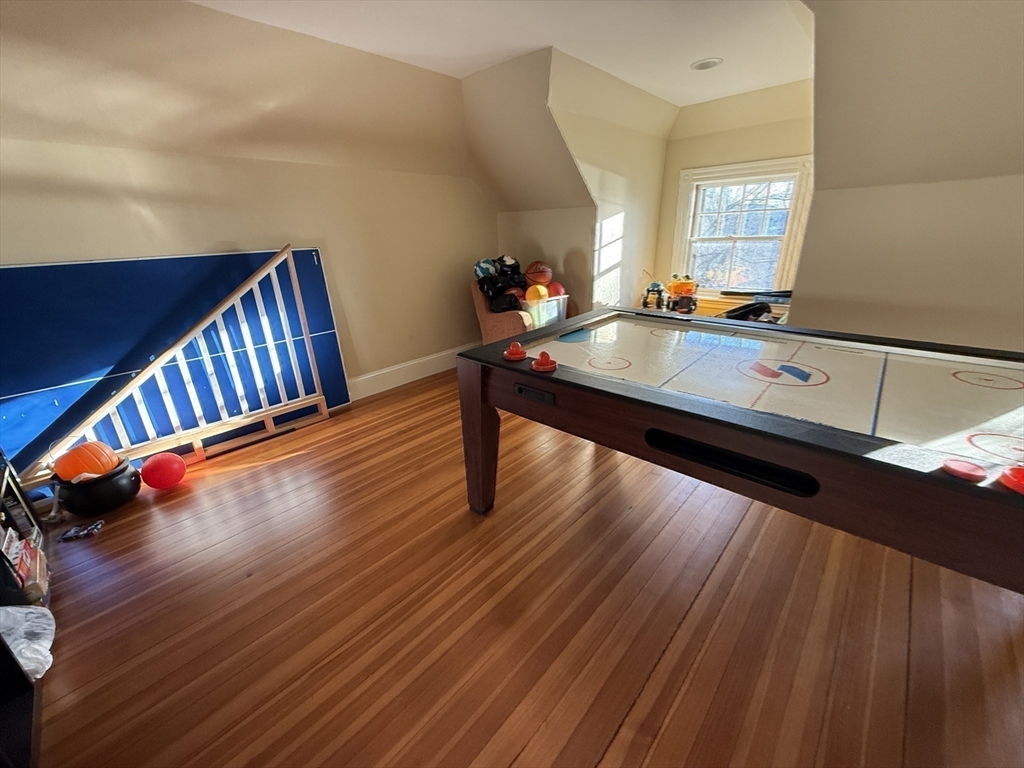 82 Lancaster Ter, Coolidge Corner