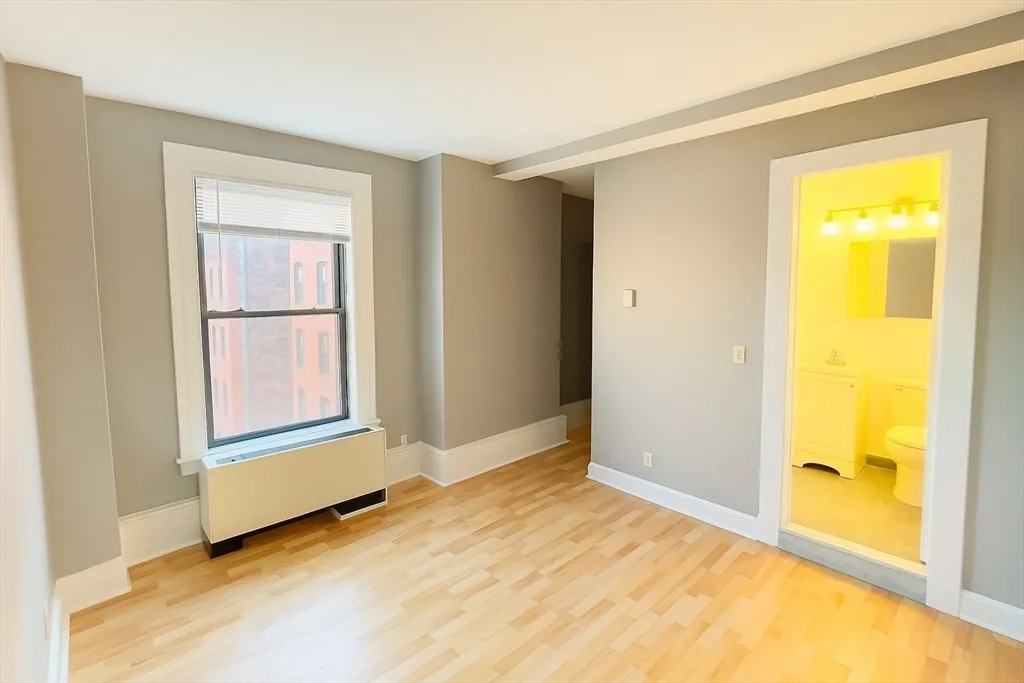 140 Chestnut, Springfield