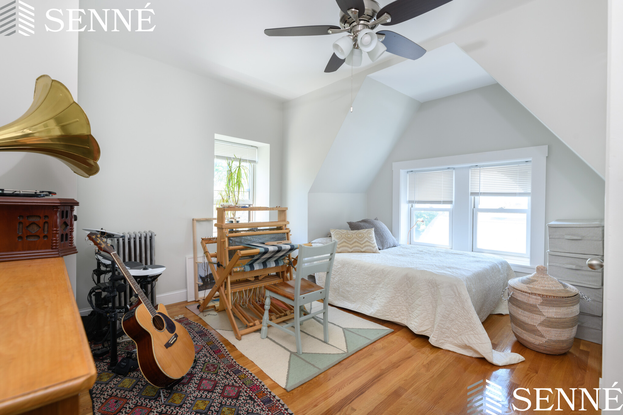 49 Laurel St, Ward Two