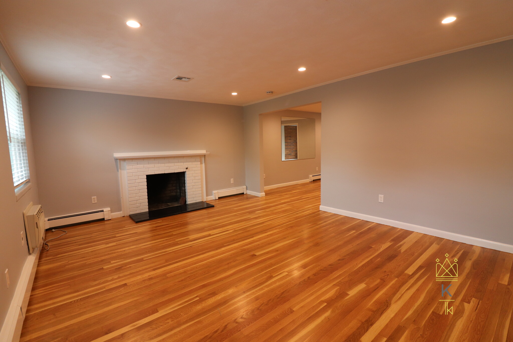 72 Louise Rd, Chestnut Hill