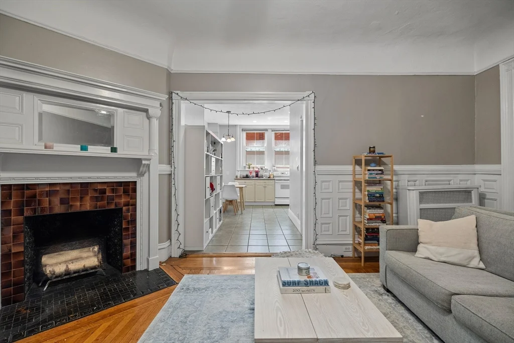 259 Beacon St, Back Bay