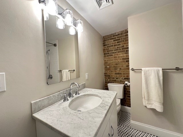 159 Salem St, North End