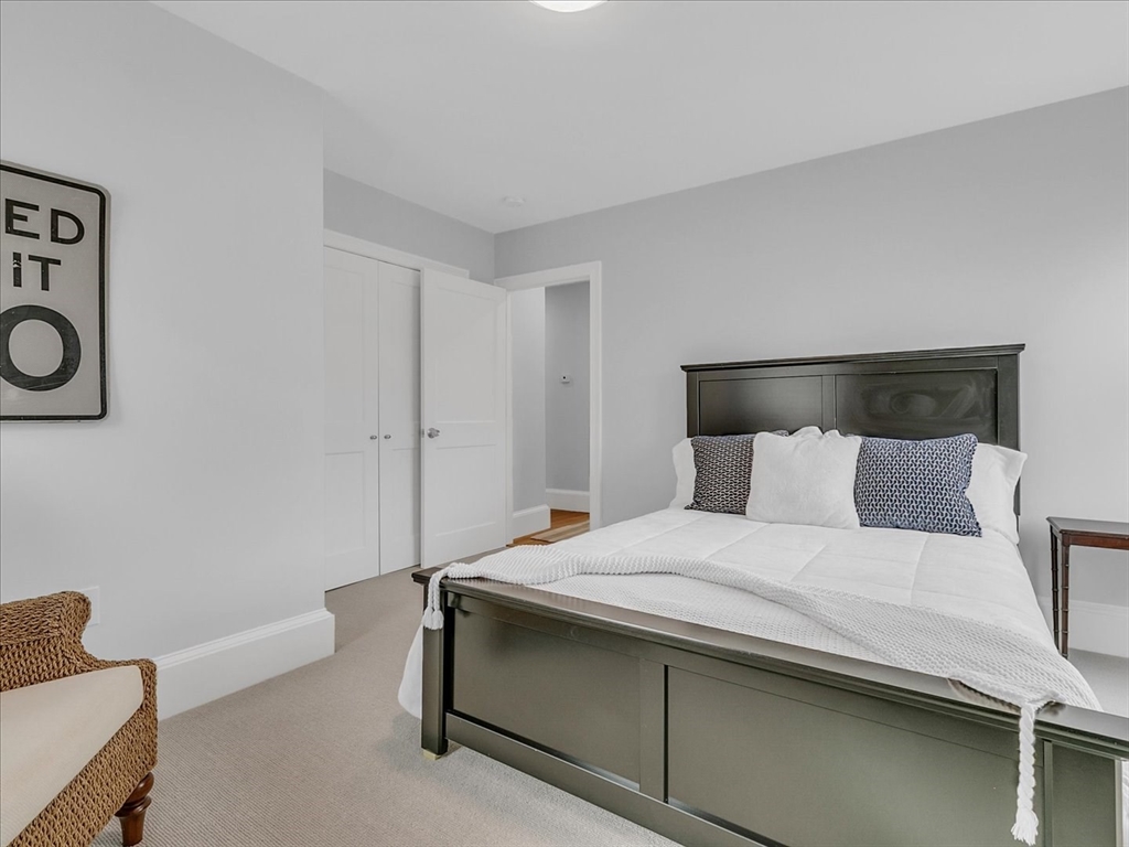 2031 Commonwealth Ave, Newton