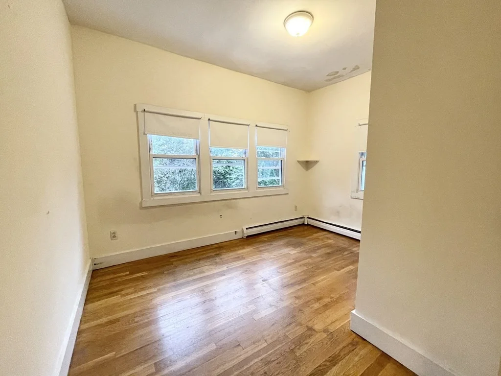 72 Calumet St, Mission Hill