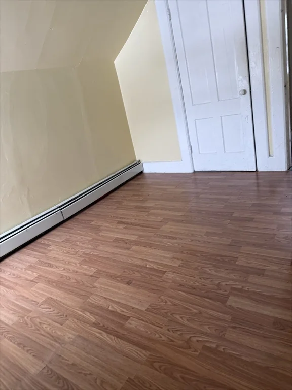 111 Bay, Springfield