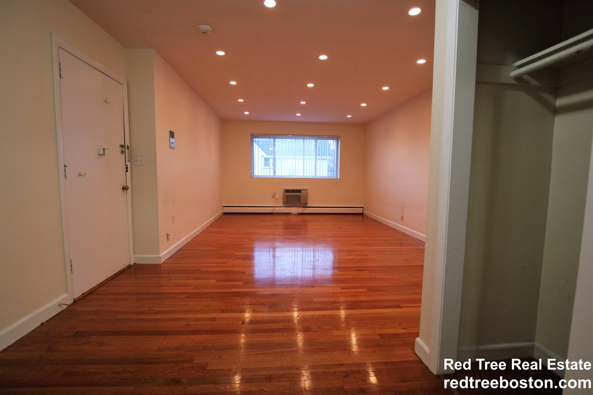 34 Gardner St, Allston