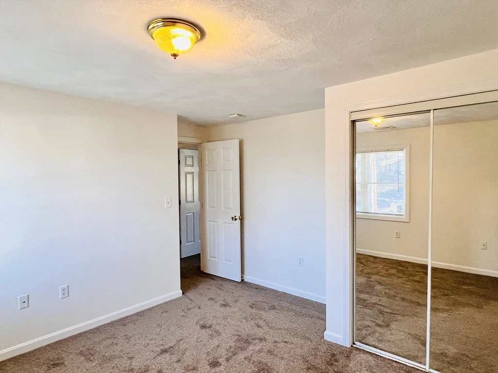 118 Wyoming Ave, Oak Grove