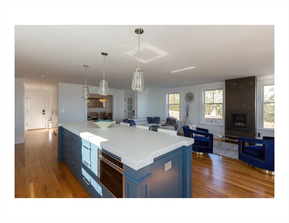 153 Bayside Rd, Quincy