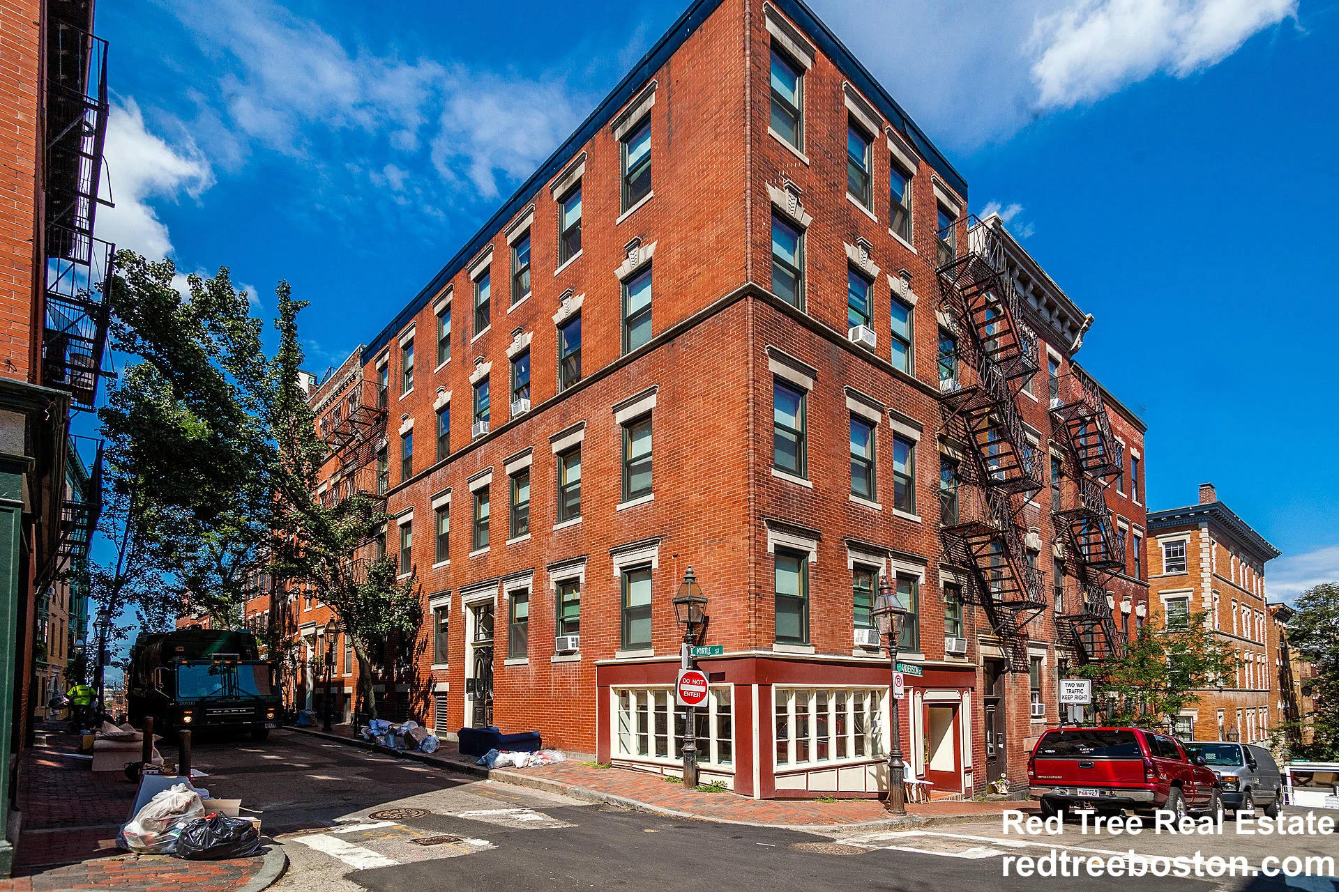 97 Myrtle St, Beacon Hill