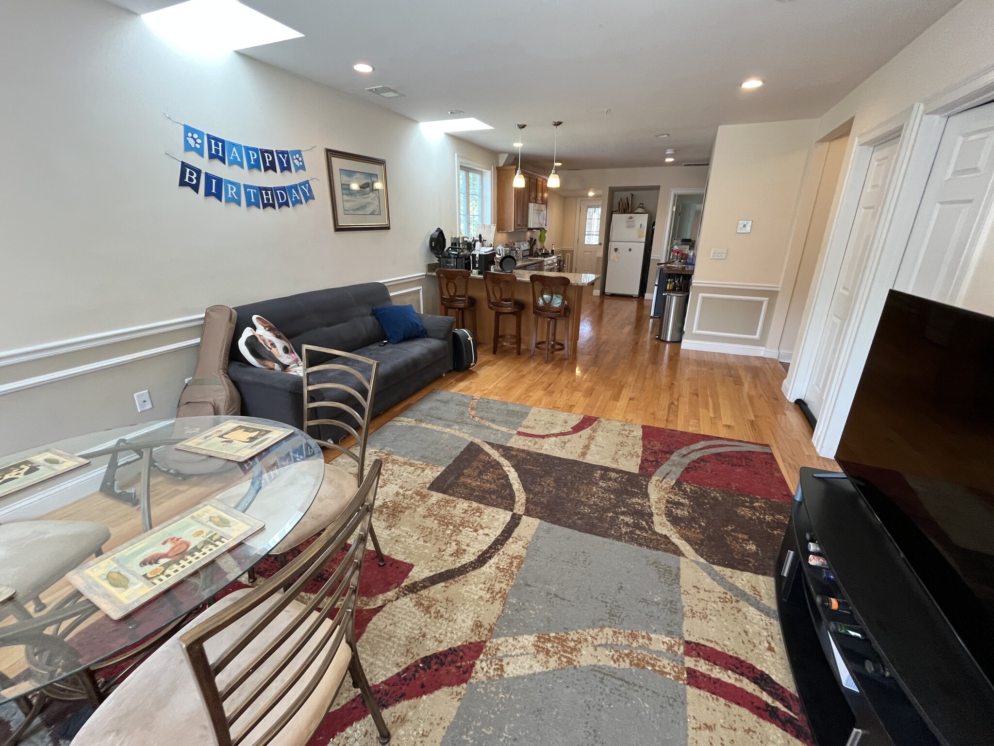 614 Main St, Medford