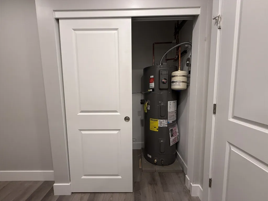 251 Sladen St, Dracut