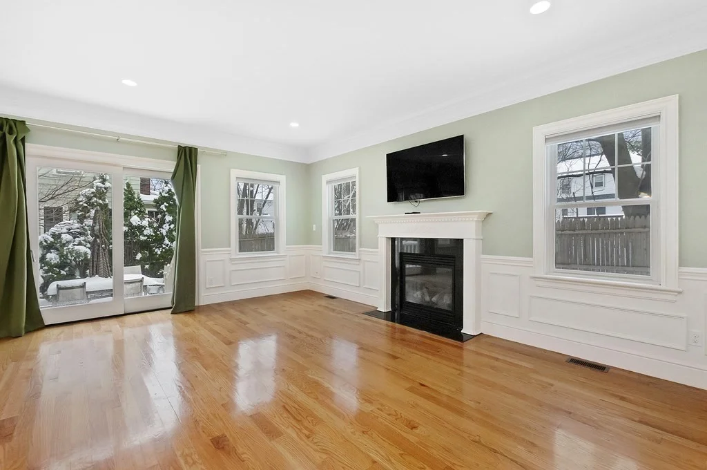 68 Waverley Ave, Newton Corner