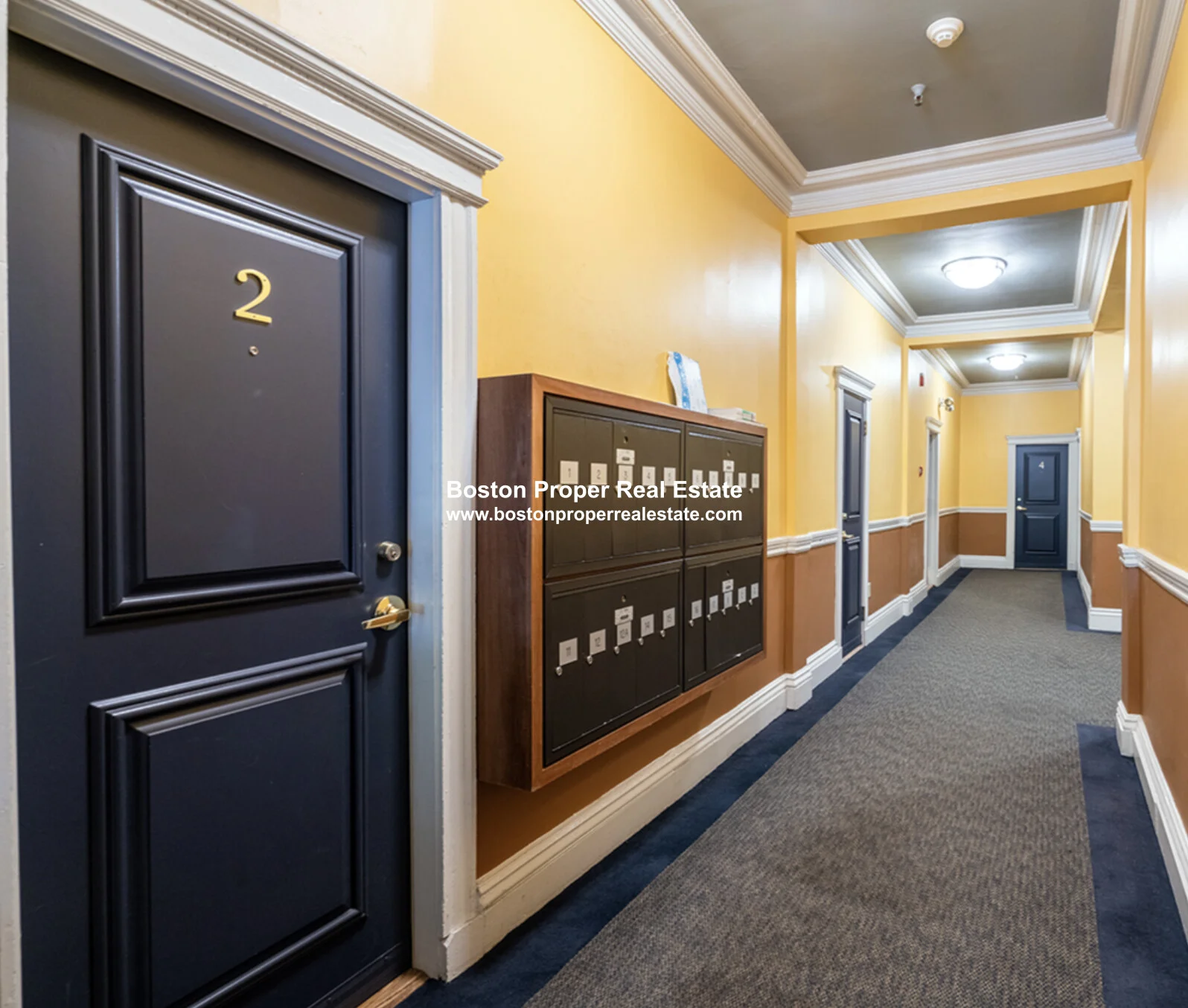 100 Queensberry St, Fenway