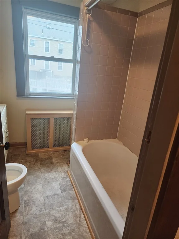 10 Warner St, Salem