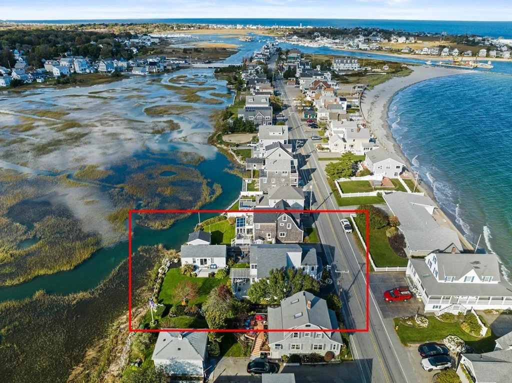 99 Bay Avenue (Weekly Summer Rent, Green Harbor