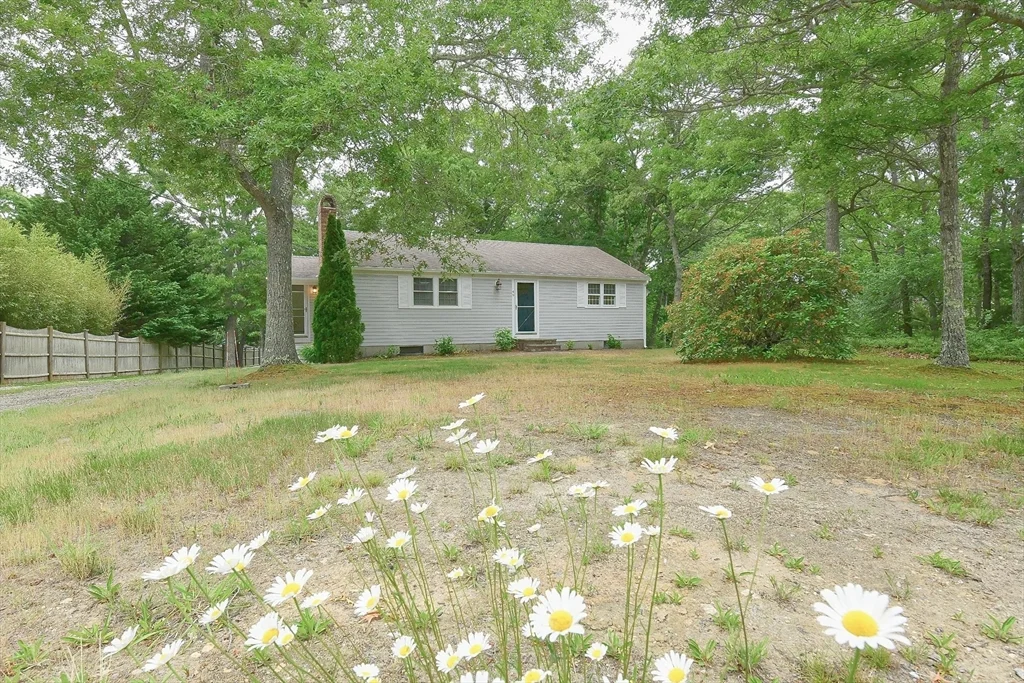 49 Chase Rd, East Sandwich